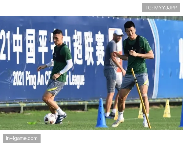 萨拉戈萨战术揭秘：高效破防策略助球队强势取胜