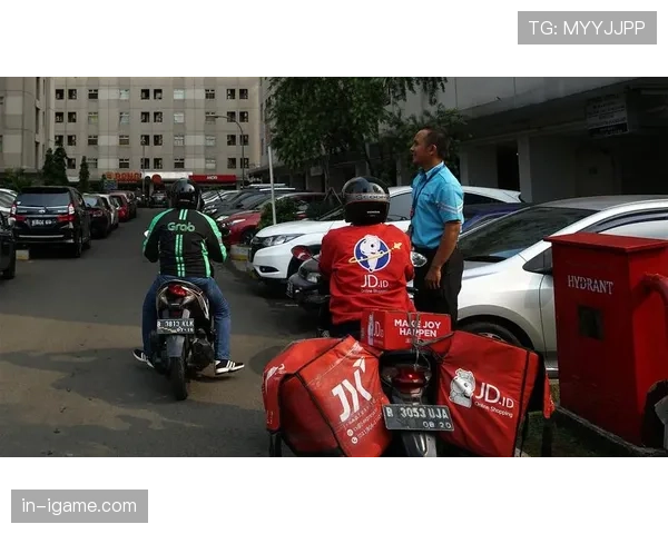 印尼队主场力克强敌，格洛拉邦加诺体育场沸腾球迷热情高涨